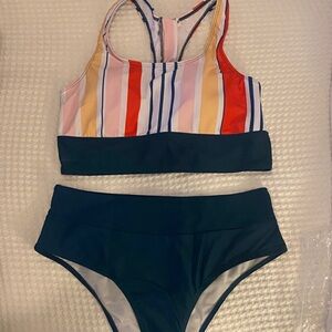 Cupshe Multicolor Striped Bikini Set